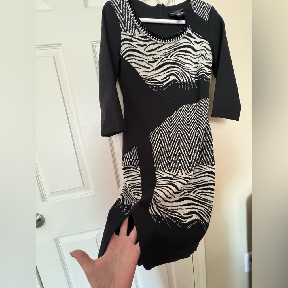 Frank Lyman Design Zebra Print Long Sleeve Dress - Picture 3 of 6